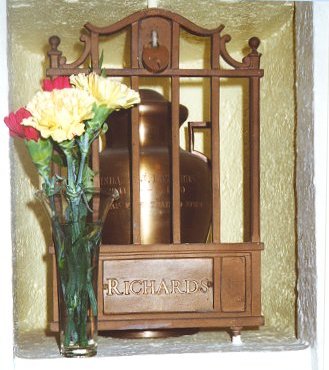 Photo of Linda Richard's crypt in Forest Hills Cemetery, Boston